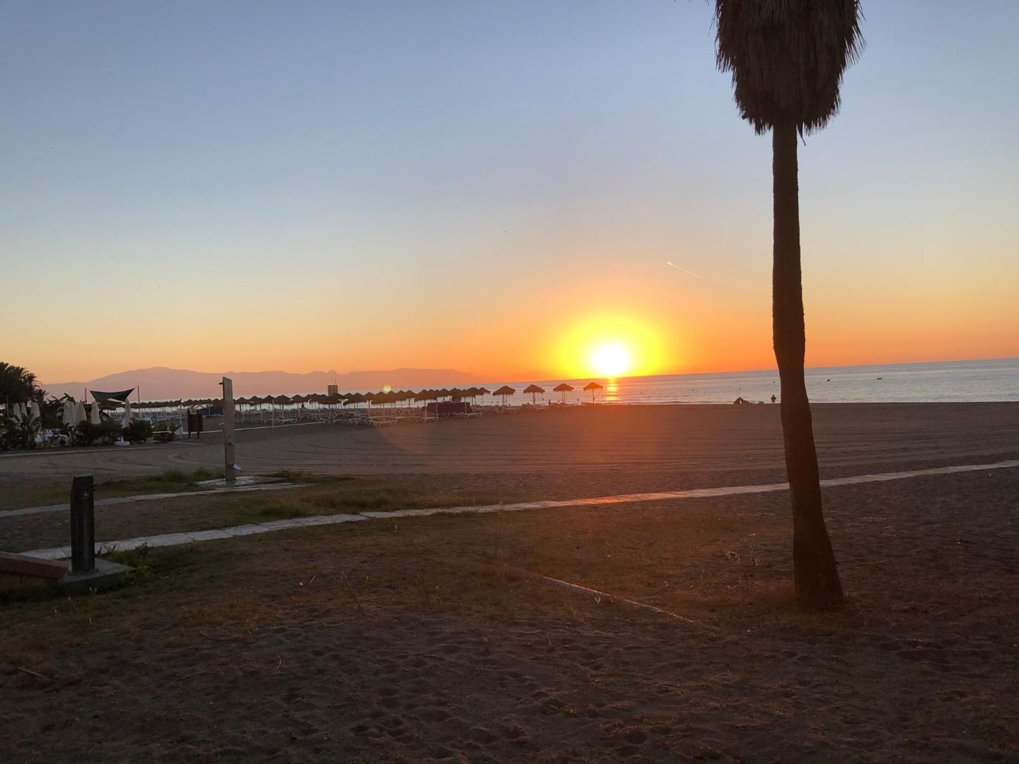 Malibu Beach Torremolinos Exterior photo